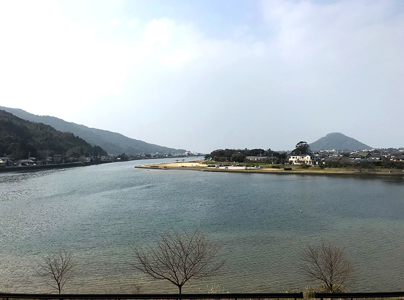 居室から見る橋本川の風景